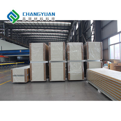 50mm Pu het Comité van de Sandwichmuur Polyurethaan Structurele Geïsoleerde Comités Lichtgewicht