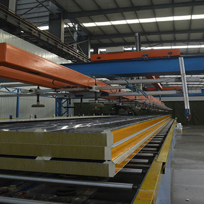 Beveled metalen paneel met duurzaamheid gemakkelijke installatie en geluidsdichte kenmerken voor gordijnwand toepassingen