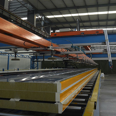 Brand- en vochtbestendige metalen panelen met een gemakkelijke installatie