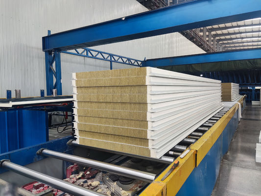 Brandwerend, met een kleurcoated sandwichwandpaneel met duurzaamheid en waterdichtheid
