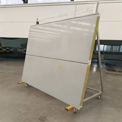 Duurzame geluiddichte decoratieve pu-sandwichpanelen voor industriële gebouwen