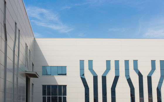 Hoge Sterkte PU Sandwichpaneel met Luchtdichtheid/Waterdichtheid en Thermische Isolatie voor Dakbedekking en Constructie