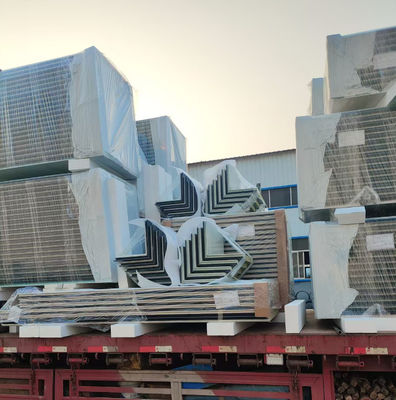 Lichtgewicht en warmtegeïsoleerd pu-wandpaneelsysteem op maat