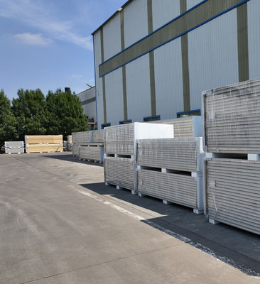 Waterdicht anti-corrosie PU sandwichwandpaneel met een gekleurd gecoate bordoppervlak
