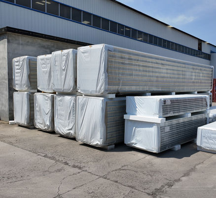 Waterdicht PU sandwichwandpaneel 50-1130mm breedte anti-corrosie voor uw behoeften
