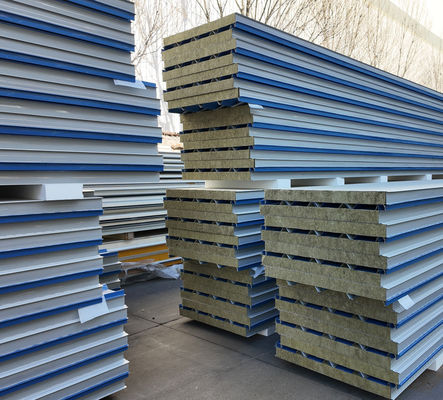 Waterdichte isolatie-sandwichpanelen Verschillende kleuren voor weerbescherming