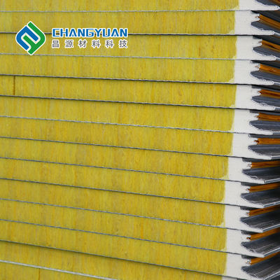 Metalen gevelpanelen en sandwichpanelen: de perfecte match voor buitenprojecten