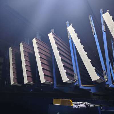 Al-Mg-Mn Legering Greatwall Dakpaneel met 45/65/95mm Dikte, 950mm Breedte en 50 Jaar Levensduur