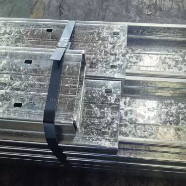 C-vormig staal Purlin staal GI-staal Metalen gebouw Purlin Z-staalprofiel C-staalprofiel